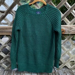 AE green chunky knit jegging sweater